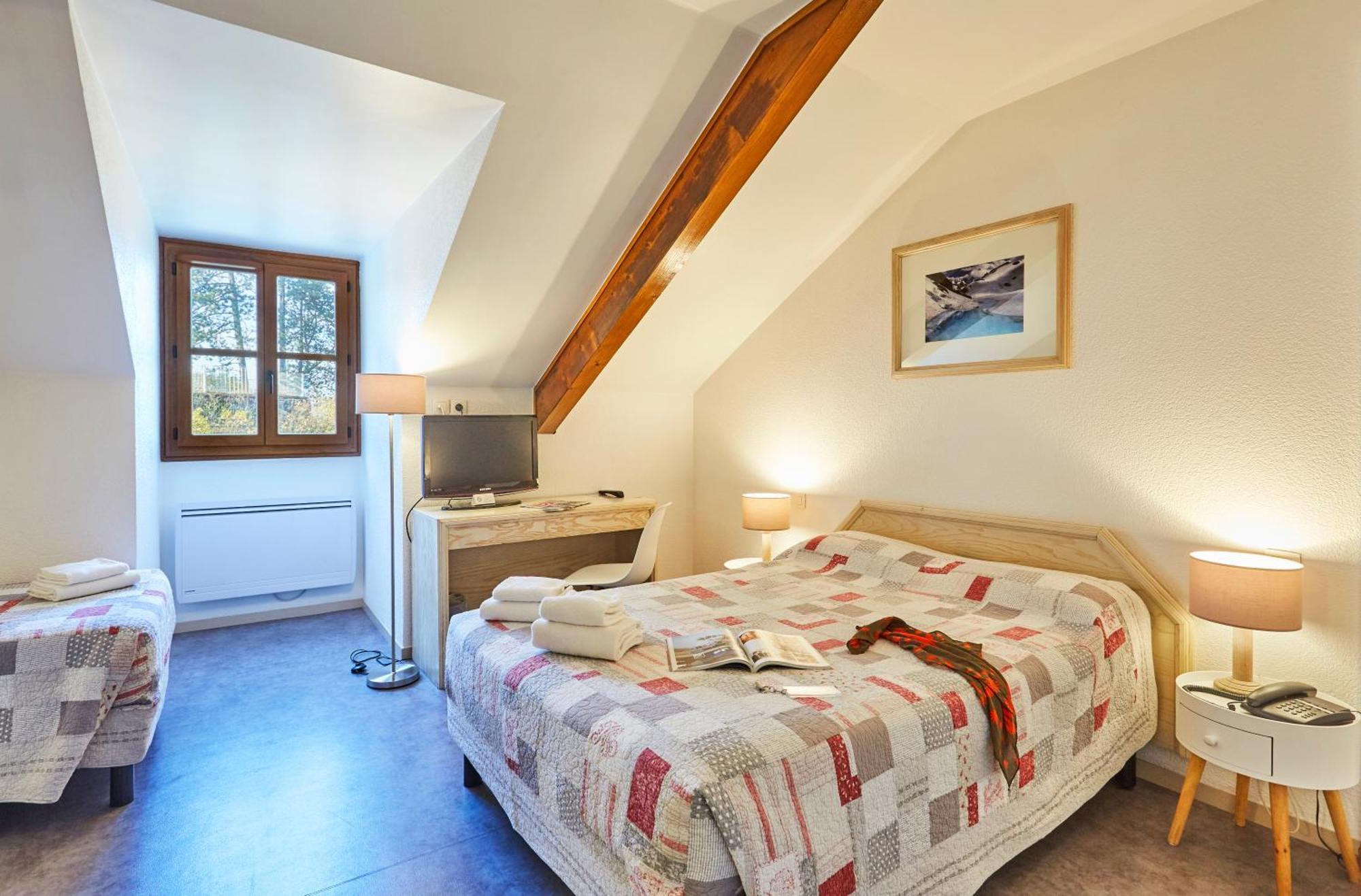 Cit'Hotel Le National Клюз Экстерьер фото
